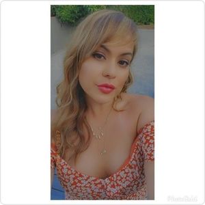 Meet your Posher, Diana